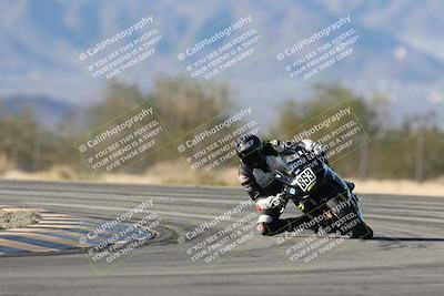 media/Dec-07-2025-CVMA (Sun) [[3e7d2de5dc]]/Race 12- Formula 40 MW and LW/